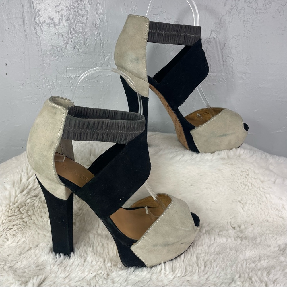 L.A.M.B Norwood Platforms Heels Size 7
